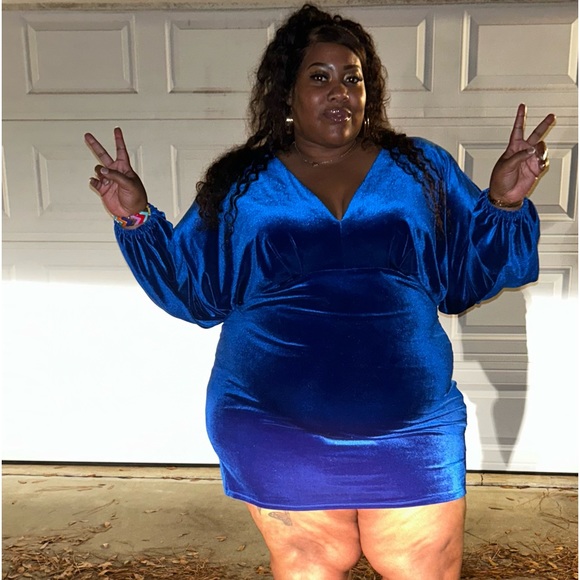 Velvet midi dress - Picture 1 of 1